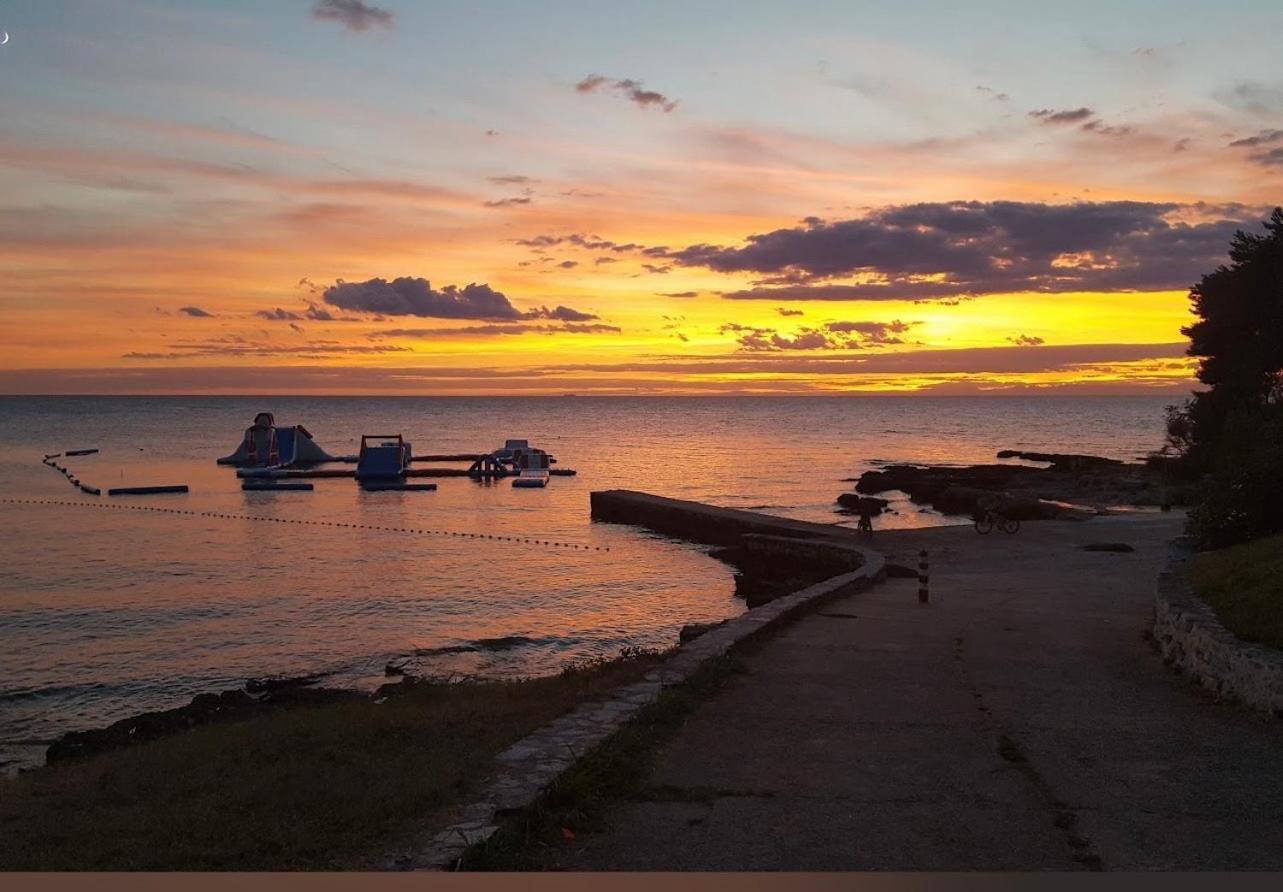Villa Bonaca Savudrija Buitenkant foto